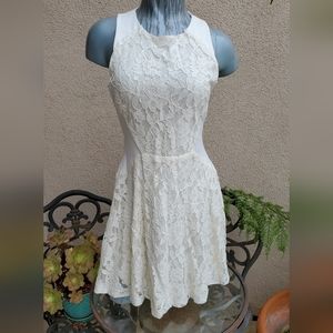 Ladies cream colored lace dress